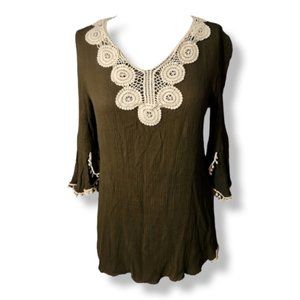 3/$15 Cal Style Green & Crochet Blouse Sz L